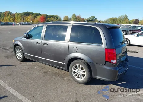 2019 Dodge Grand Caravan Sxt z USA, uszkodzony, nr VIN 2C4RDGCG8KR717073